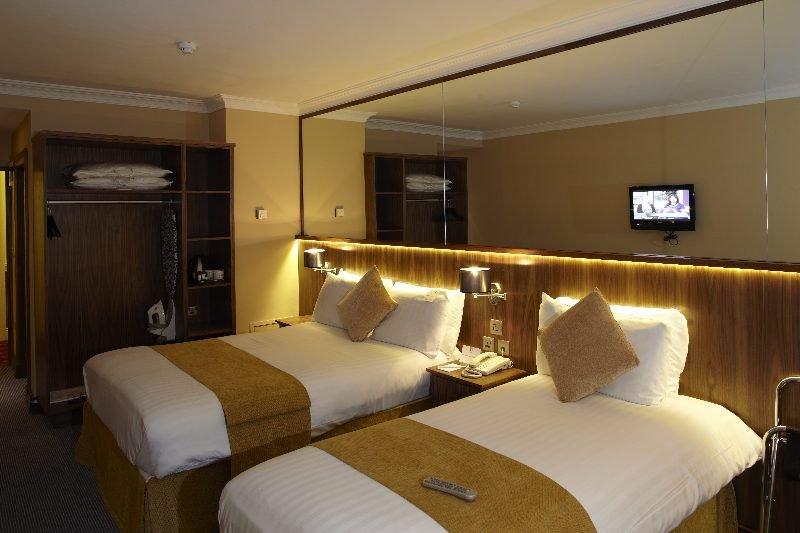Tower Hotel & Leisure Centre Waterford Bagian luar foto