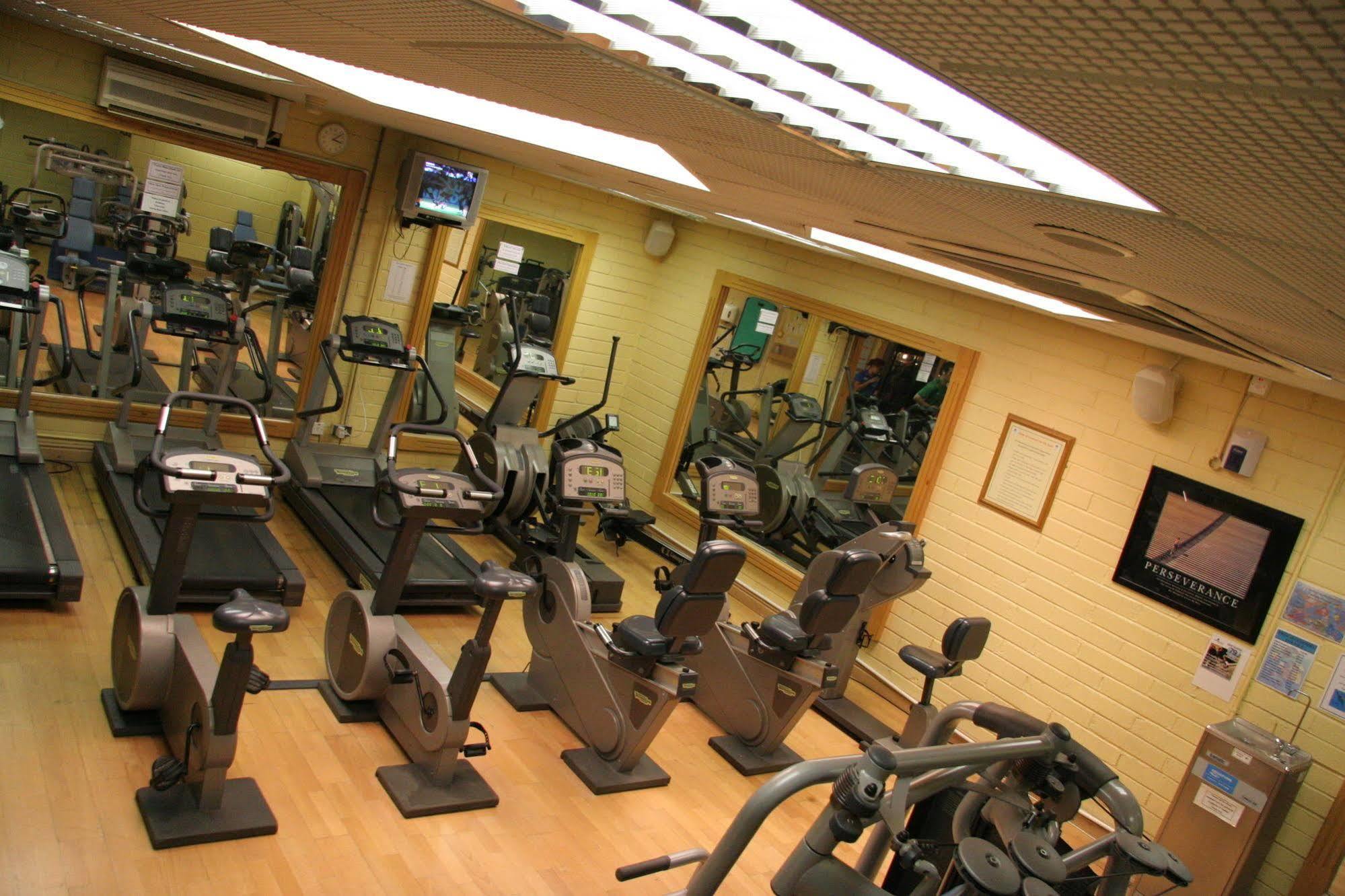 Tower Hotel & Leisure Centre Waterford Bagian luar foto
