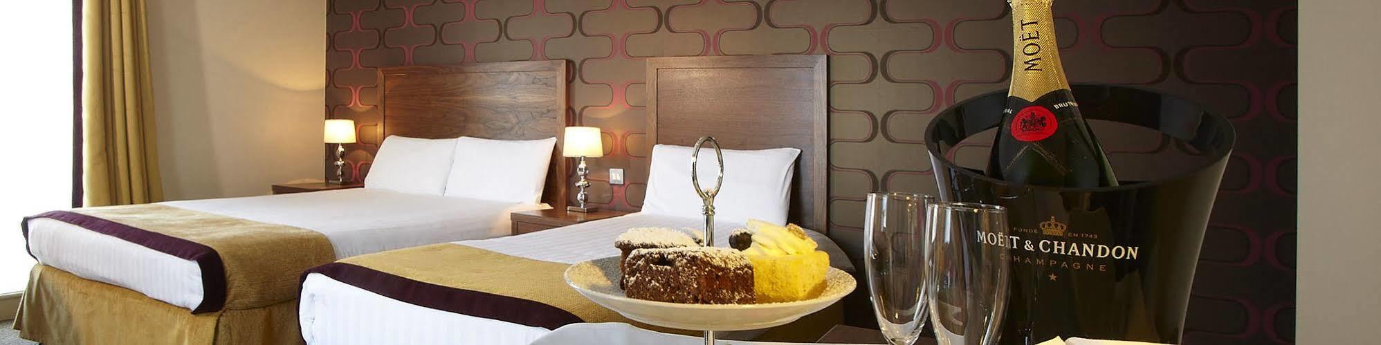 Tower Hotel & Leisure Centre Waterford Bagian luar foto